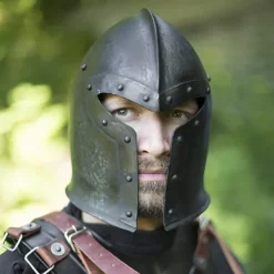 Epic Armoury 15. århundredes Barbute, Patineret