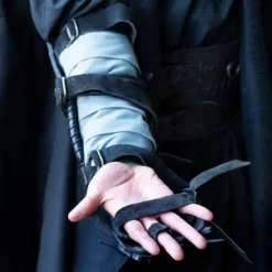 Epic Armoury Bracer Claw, Højre Hånd 8 Epic Armoury Bracer Claw, Højre Hånd -Rustning Salgsbutik bracer claw hojre hand 2