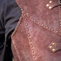 Epic Armoury Brigandine Med Bælter, Brun 9 Epic Armoury Brigandine Med Bælter, Brun -Rustning Salgsbutik brigandine med baelter brun 4