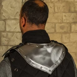 Mytholon Gorget Balthasar -Rustning Salgsbutik gorget balthasar 2