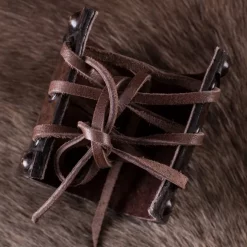 Deepeeka Læder Armbånd Celtic Triskelion 7 Deepeeka Læder Armbånd Celtic Triskelion -Rustning Salgsbutik laeder armband celtic triskelion 3