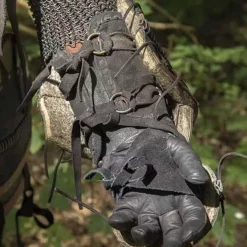 Epic Armoury Læder Orc Armskinner Uzgush, Sort, Par -Rustning Salgsbutik laeder orc armskinner uzgush sort par 1