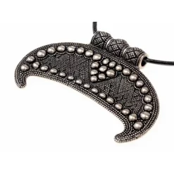 Lunula Amulet Gnezdovo, Forsølvede