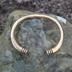 Merovingian Armbånd, Bronze 7 Merovingian Armbånd, Bronze -Rustning Salgsbutik merovingian armband bronze 2