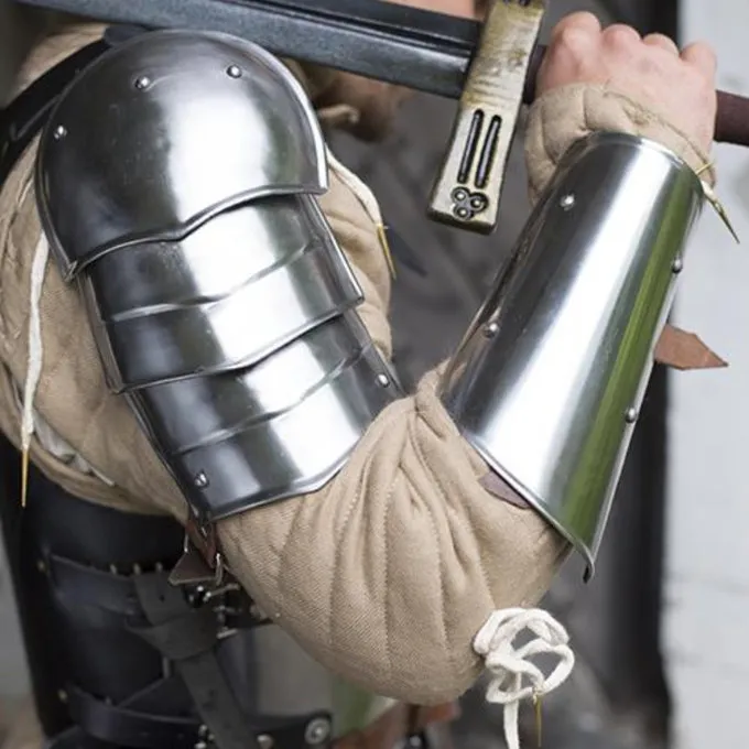 Epic Armoury Middelalderen Armbeskyttere I Plade, Par 1 Epic Armoury Middelalderen Armbeskyttere I Plade, Par