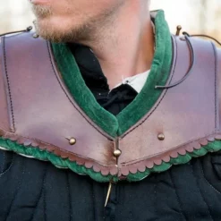 Epic Armoury Noble Læder Gorget, Grøn -Rustning Salgsbutik noble laeder gorget gron 2