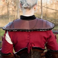 Epic Armoury Noble Læder Gorget, Rød 6 Epic Armoury Noble Læder Gorget, Rød -Rustning Salgsbutik noble laeder gorget rod 2