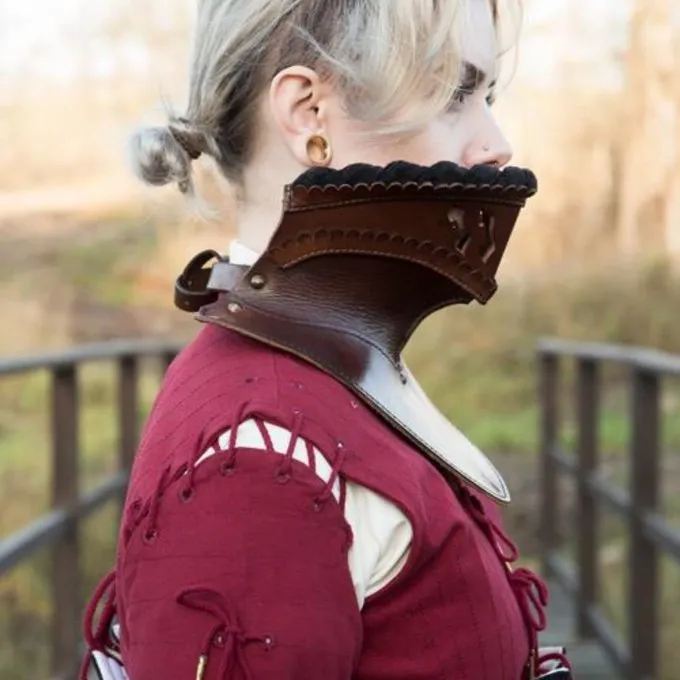 Epic Armoury Noble Læder Gorget, Sort 2 Epic Armoury Noble Læder Gorget, Sort - Billede 2