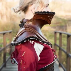 Epic Armoury Noble Læder Gorget, Sort 9 Epic Armoury Noble Læder Gorget, Sort -Rustning Salgsbutik noble laeder gorget sort 3