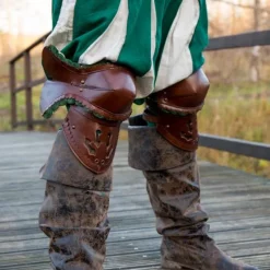 Epic Armoury Par Læder Poleyns, Brun-grøn -Rustning Salgsbutik par laeder poleyns brun gron 4