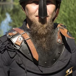 Epic Armoury Sene Middelalderlige Gorget, Patineret