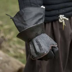 Epic Armoury Timeglasformede Halve Gauntlets Nurnberg, Patinerede -Rustning Salgsbutik timeglasformede halve gauntlets nurnberg patinered 2