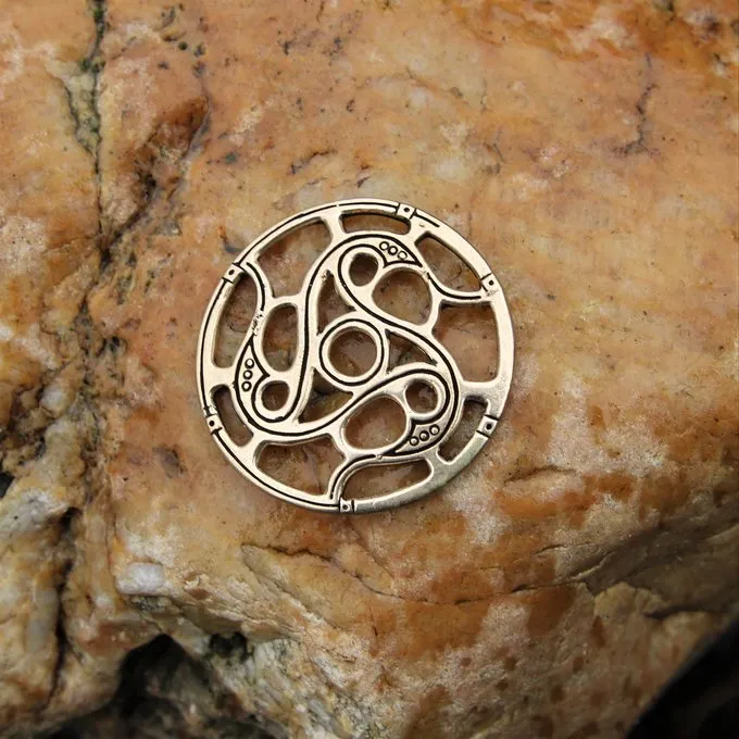 Trisquelion Amulet Vendel Stil, Bronze 3 Trisquelion Amulet Vendel Stil, Bronze - Billede 3