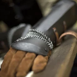 Epic Armoury Vambraces Med Chainmail, Patineret 9 Epic Armoury Vambraces Med Chainmail, Patineret -Rustning Salgsbutik vambraces med chainmail patineret 3