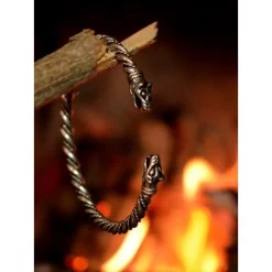 Viking Armbånd Med Ulv Hoveder -Rustning Salgsbutik viking armband med ulv hoveder 2